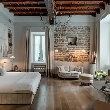 Hotel Gombithotel