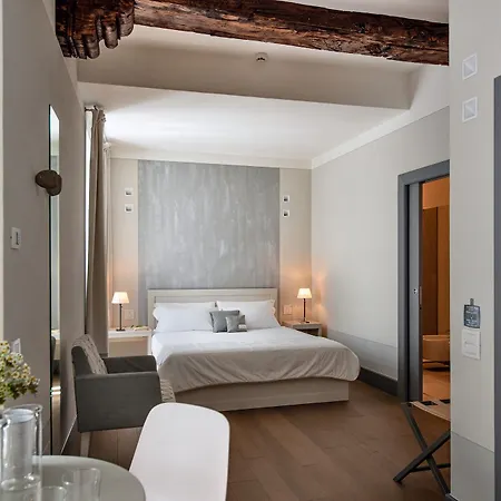 Hotel Gombithotel