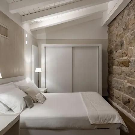 Gombithotel Hotel
