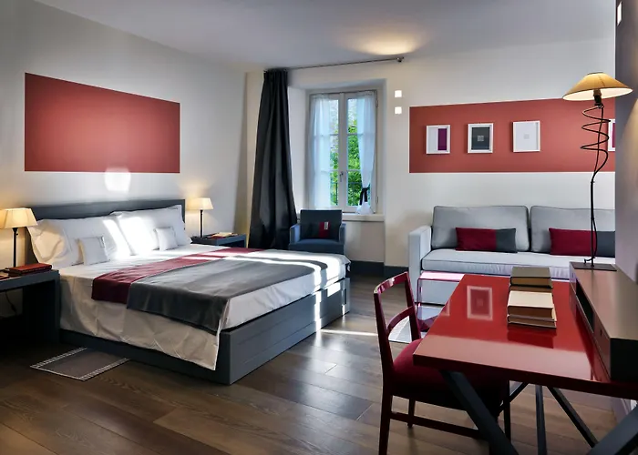 Gombithotel Hotel 4*