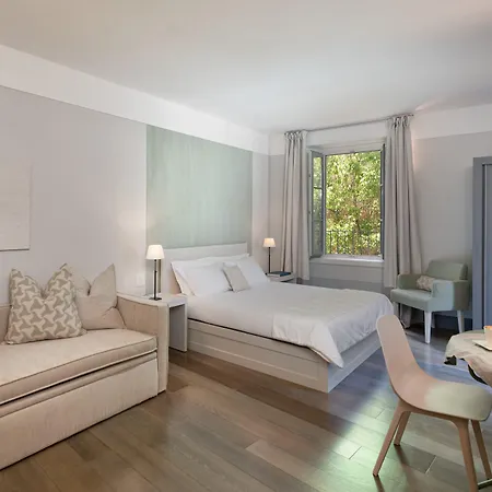 Gombithotel 4*