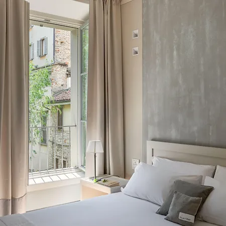 Gombithotel 4* Bérgamo