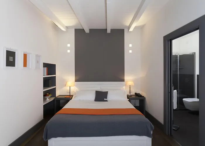 Gombithotel Ξενοδοχείο 4*