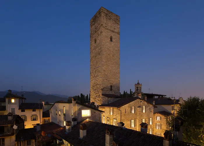 Ξενοδοχείο Gombithotel