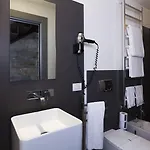 فندق Gombithotel