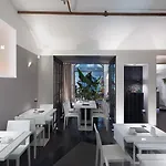 Gombithotel فندق 4*