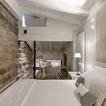 Gombithotel فندق